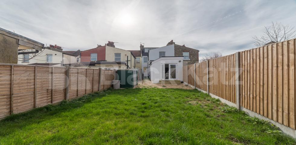 			New Instruction! Garden flat, 3 Bedroom, 1 bath, 1 reception Ground Floor Flat			 Imperial Road , Bounds Green / Wood Green